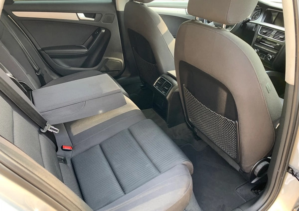 Audi A4 cena 46000 przebieg: 284617, rok produkcji 2014 z Milicz małe 631